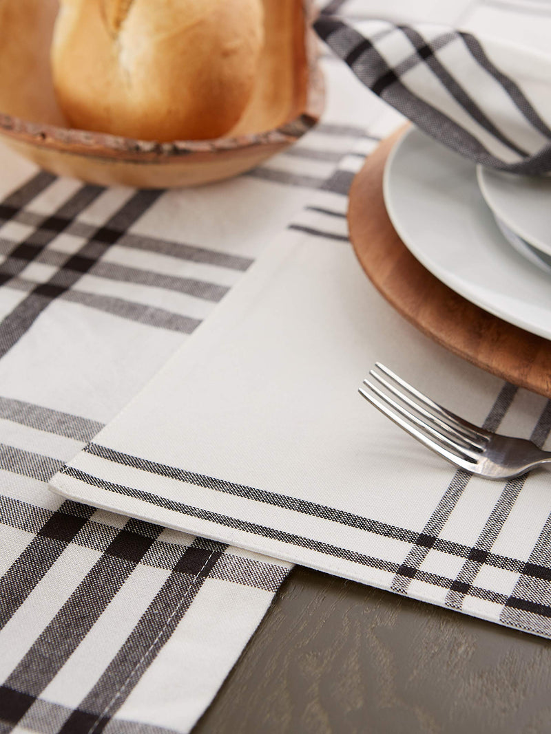 [Australia - AusPower] - DII Home Sweet Farmhouse Table Top Collection Stylish Décor for Family Dinners, Dinner Parties, Weddings & Everyday Use, Placemat Set, Black 6 Piece 