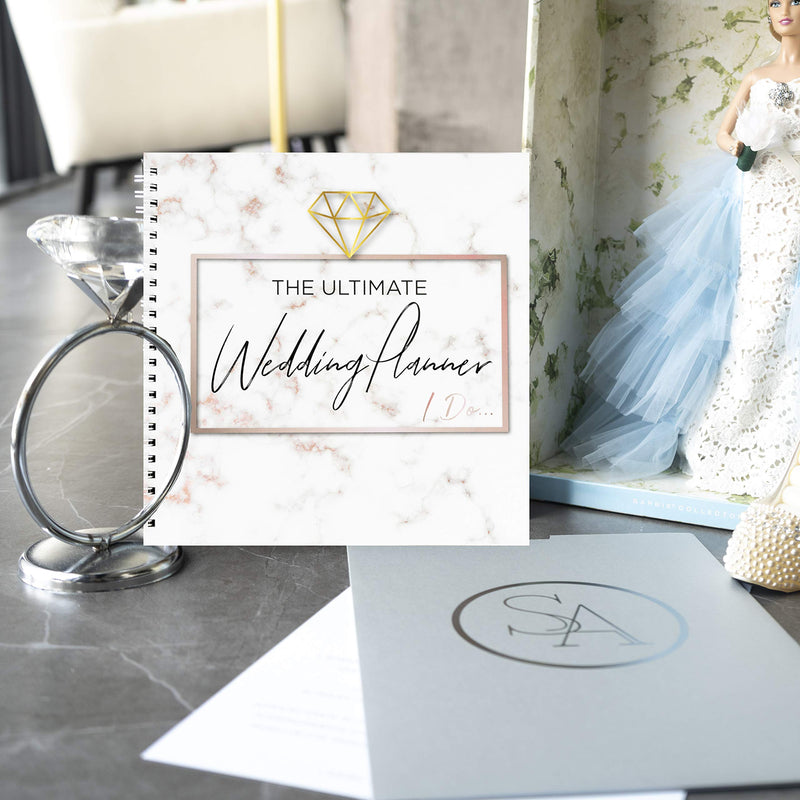 [Australia - AusPower] - Wedding Planner and Organizer | Organizing My Dream Wedding Edition | Includes Checklists and Essentials Tools to Plan Everything Perfectly As You and Your Fiance Head Up to Tie The Knot | Wedding Planner Book and Organizer for The Bride | Wedding Gift... 