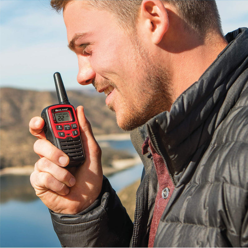 [Australia - AusPower] - Midland-EX37VP, E+Ready Emergency Two-Way Radio Kit-Pair of T31VP FRS Two-Way Radios, 9 LED Flashlight, Whistle With Compass and Temperature Gauge, In SoftShell Carrying Case (Pair Pack) 