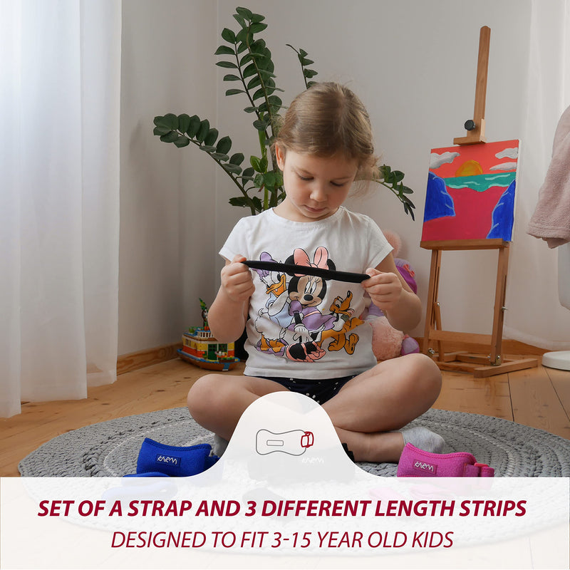 [Australia - AusPower] - KARM Osgood Schlatter Kids Patella Knee Strap - Set of Knee Strap for Kids and 3 Adjustable Straps for Sports, Knee Pain & MCL. Kids Knee Band for Boys and Girls (One Size; Black) One Size 