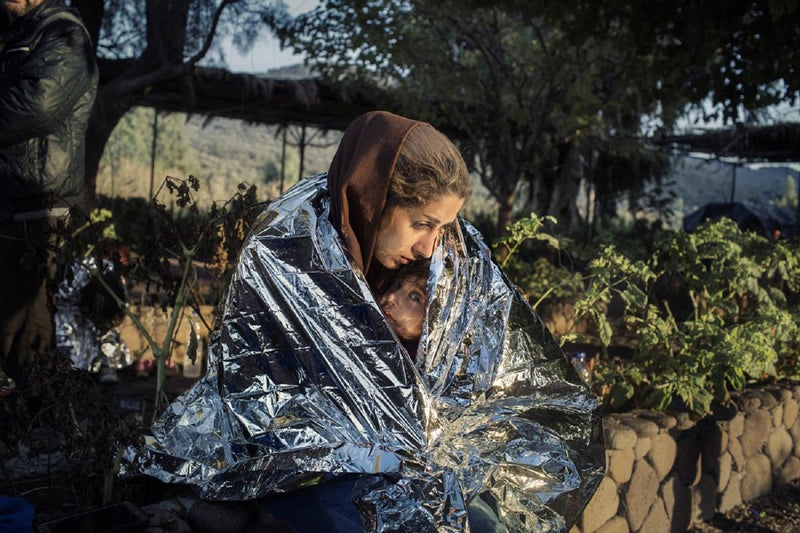 [Australia - AusPower] - QIO CHUANG Emergency Mylar Thermal Blankets -Space Blanket Survival kit Camping Blanket (4-Pack). Perfect for Outdoors, Hiking, Survival, Bug Out Bag ，Marathons or First Aid 1 