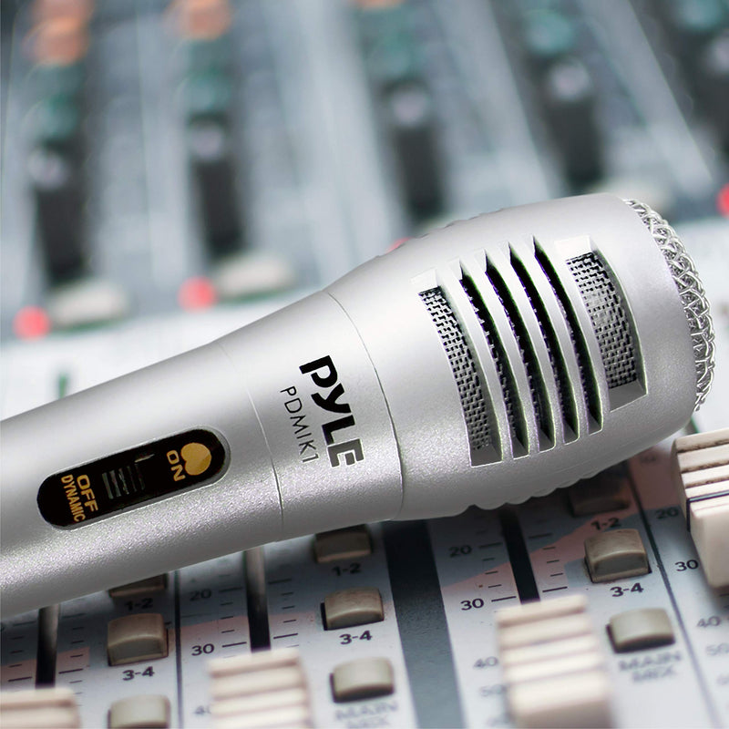 [Australia - AusPower] - Pyle Wired Dynamic Microphone-Professional Moving Coil Unidirectional Handheld Mic with Built-in Acoustic Pop Filter, XLR Connector, Silver, Apple (PDMIK1) 