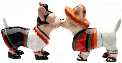 [Australia - AusPower] - PTrading Chi Chi Chi Chihuahua Kissing Ceramic Magnetic Salt and Pepper Shaker Set 