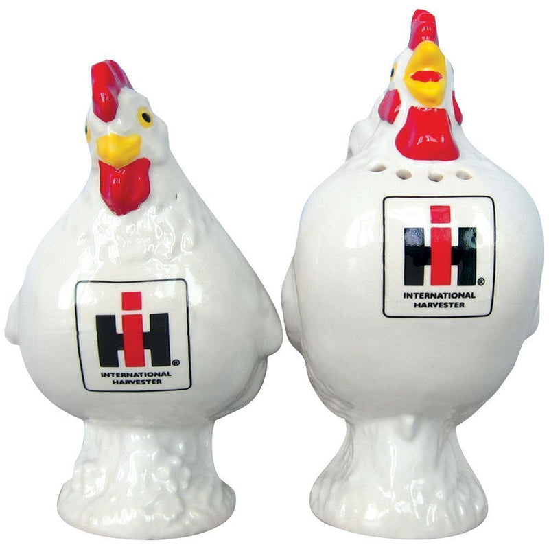 [Australia - AusPower] - International Harvester Hen And Rooster Salt & Pepper Shaker Set 