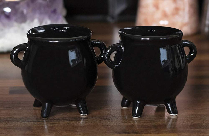 [Australia - AusPower] - Ebros Gift Halloween Witching Hour Wicca Witch Magic Black Cauldrons Salt And Pepper Shakers Set Ceramic Figurines Potion Cauldron Kitchen Tabletop Decor Collectible 
