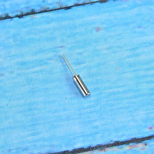 [Australia - AusPower] - Comimark 30Pcs 32.768 KHz 32768HZ Crystal Oscillator 2 x 6 mm 